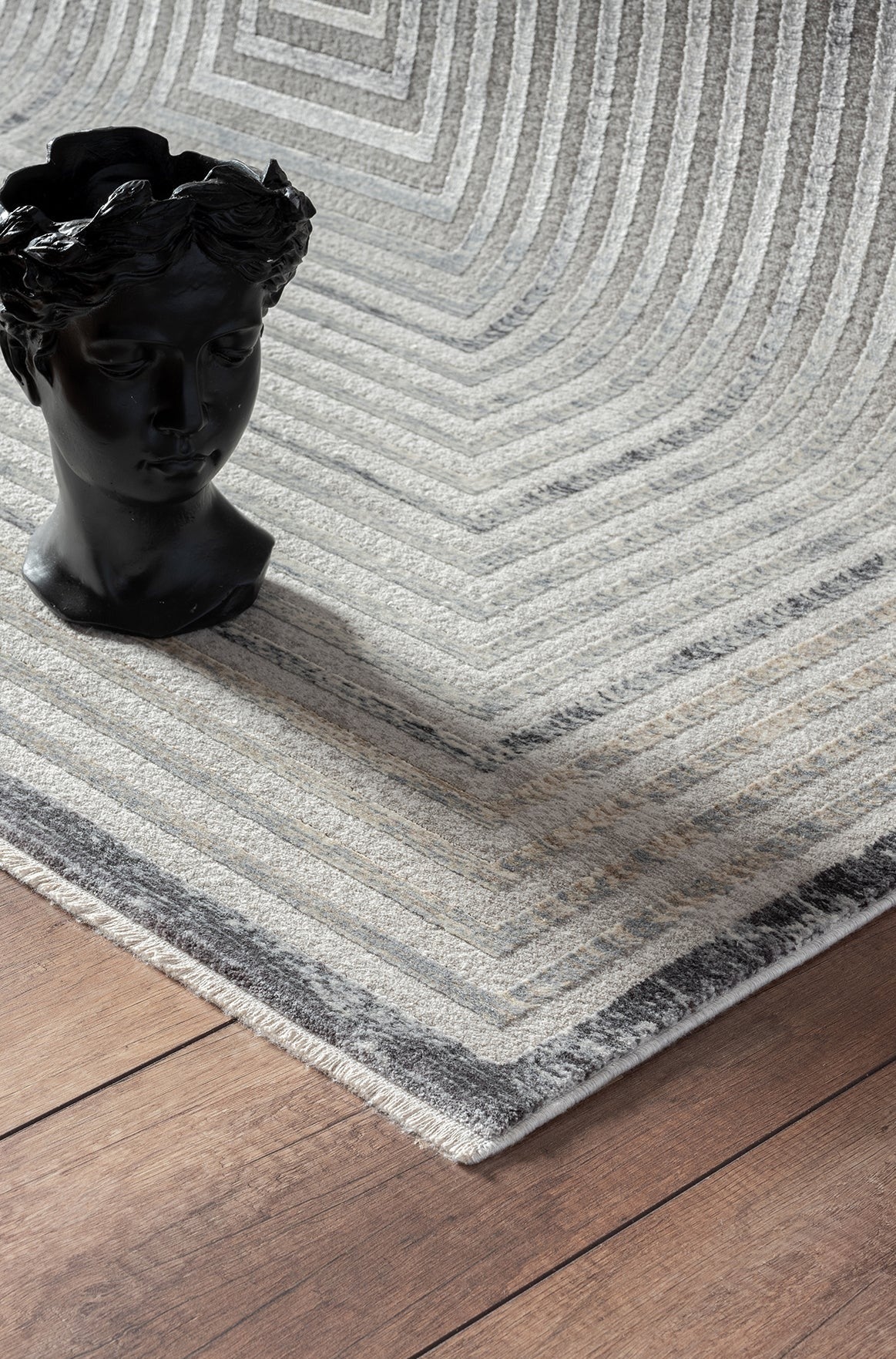 Hermance Grey Abstract, Viscose Machine Made Area Rug