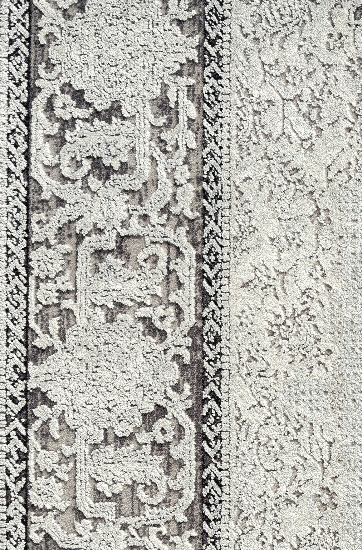 Muttenz Anthracite Medallion, Viscose Rug
