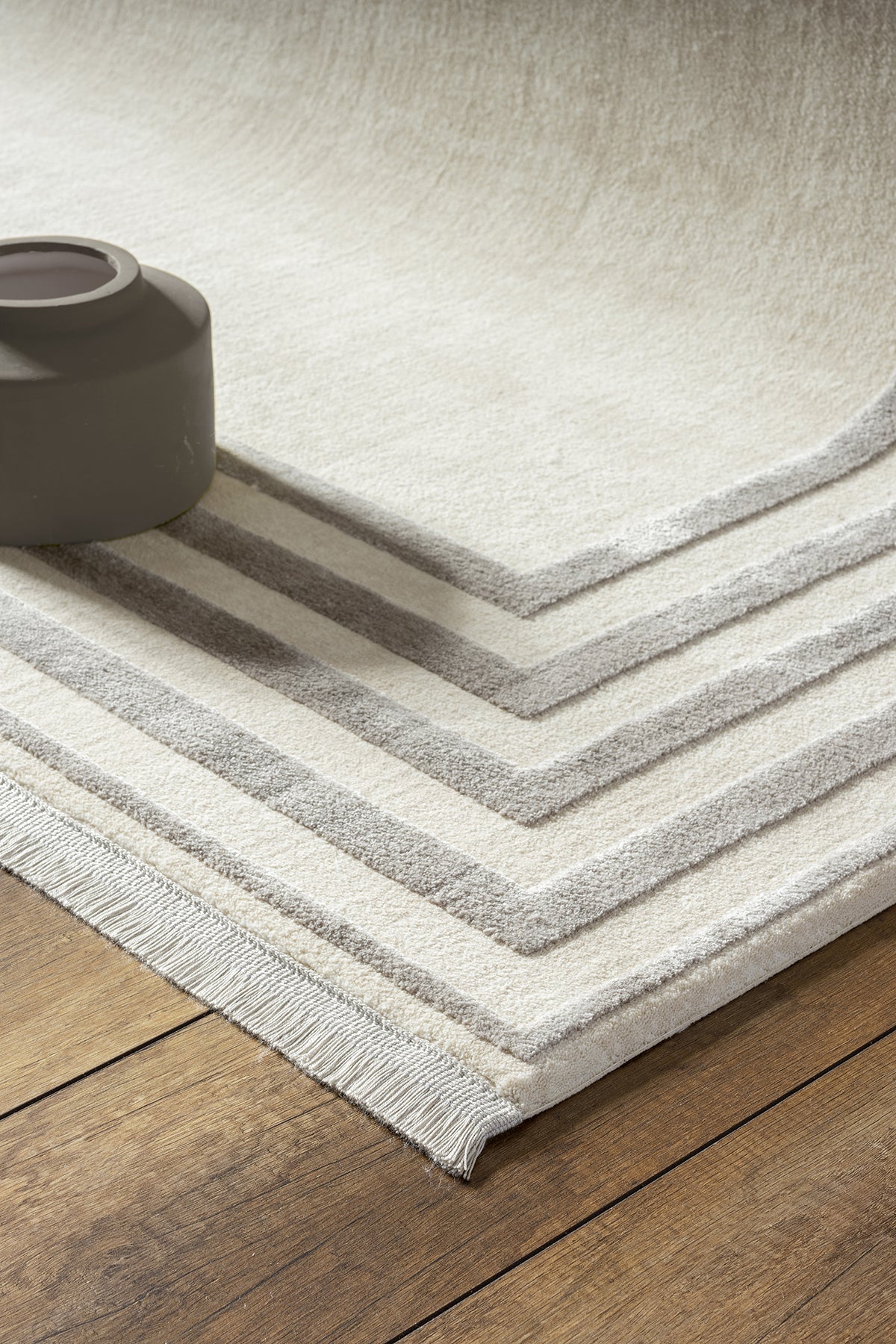 Discover the Finest Machine Modern Rugs | Unmatched Quality