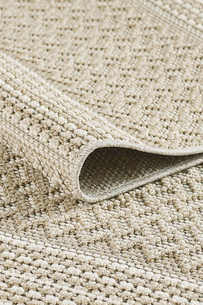 Premium VM Outdoor-Resistant Rug Collection - Modern Ethnic Designs ürününün kopyası